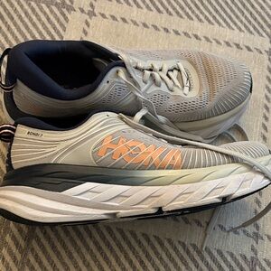 Hoka women’s  Bondi 7 Athletic Shoes - Gray and Peach sz 8.5